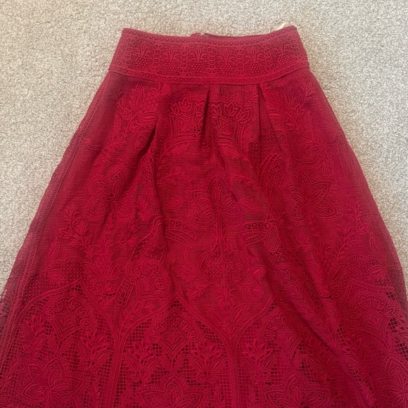 FARM Rio Red Lace Maxi Skirt - Picture 3 of 4